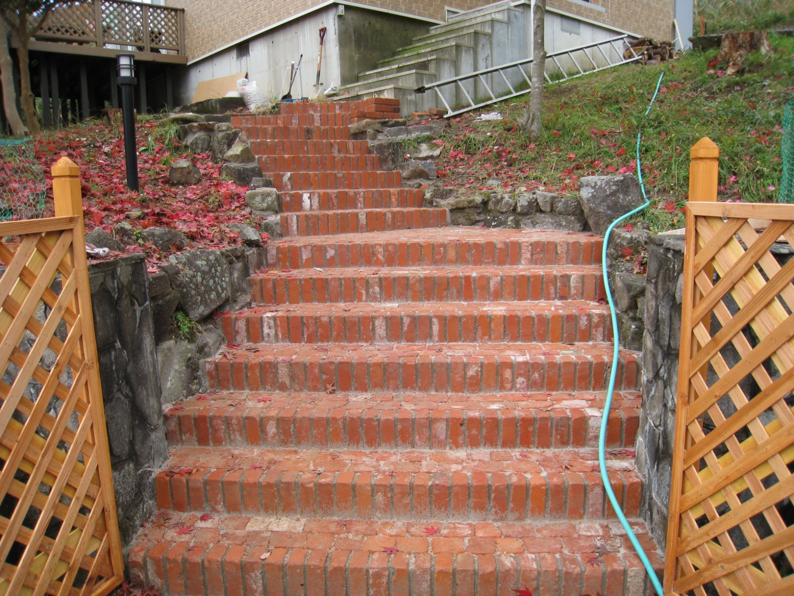 生野高原 階段アプローチ